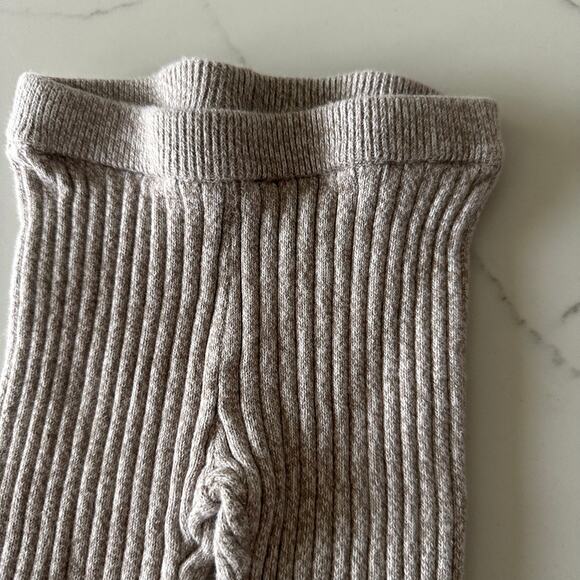 Tea Collection Cream Ribbed Leggings - Size 18/24 Months - Picture 2 of 3